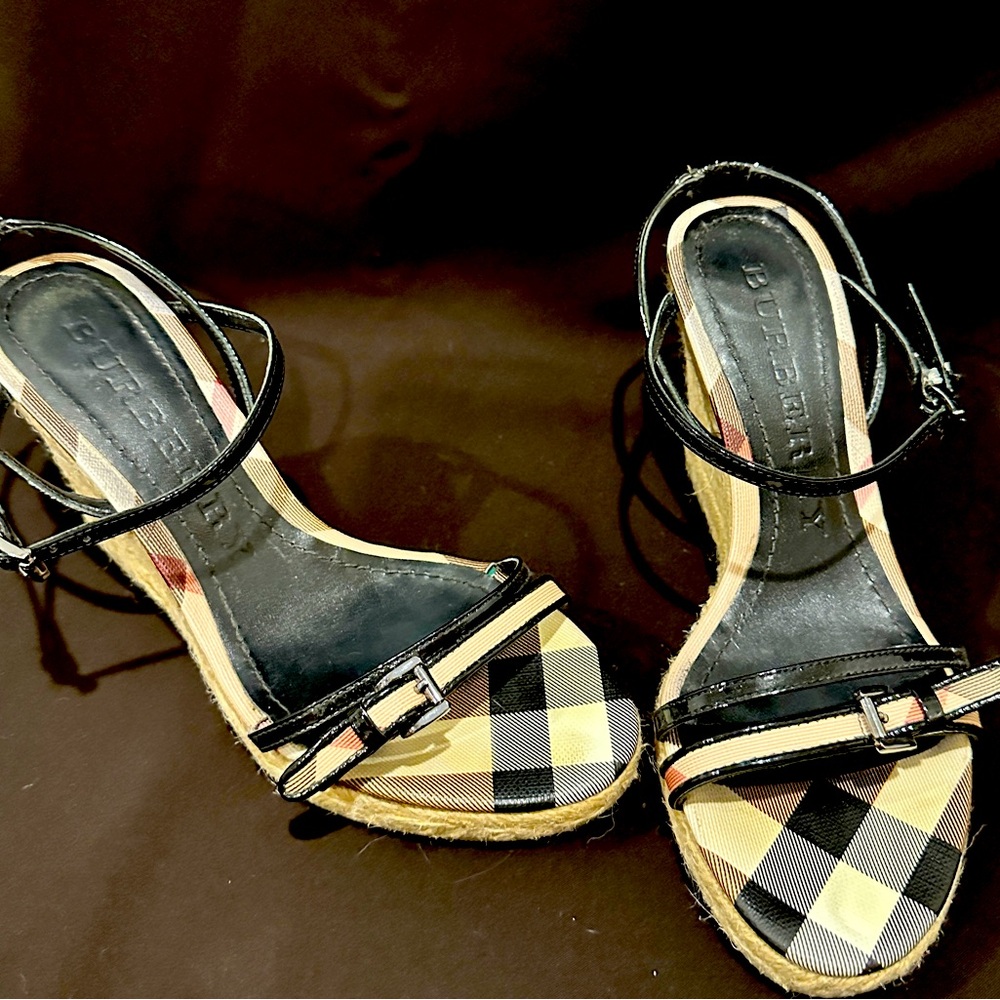 Burberry Espadrilles, size 6
